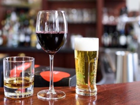 Azərbaycanda spirtli içki istehsalı kəskin ARTIB 