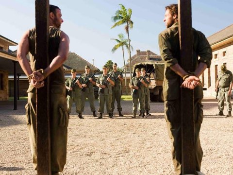 Üç fransıza ölüm cəzası verildi