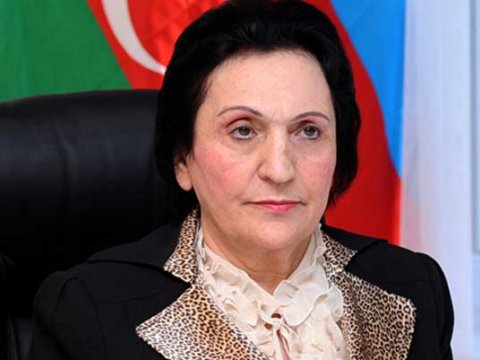 Lüks avtomobilli rektordan cavab gəldi: “O maşın 2012-ci ildə alınıb” 