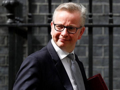 3 milyon Avropa vətəndaşına pulsuz ingilis pasportu veriləcək