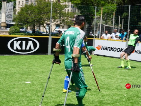 Milli Parkda maraqlı oyun - Əlillərin futbolu - FOTOLAR