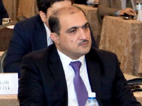 Məktəblilər üçün vahid geyim formaları olacaq – Nazir müavini