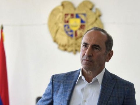 Məhkəmə Koçaryanın xeyrinə qərar verdi