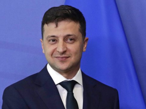 Zelenski 13 məmuru işdən çıxarmağa hazırlaşır