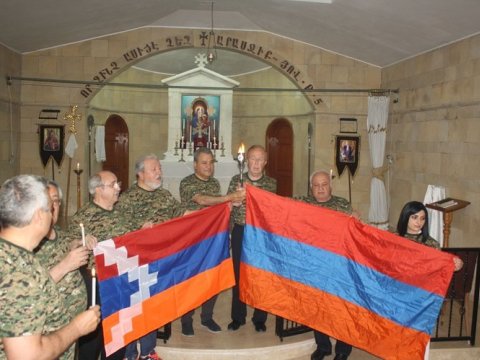 Ermənilər Türkiyədə separatçı rejimin bayrağını qaldırdılar – QALMAQAL