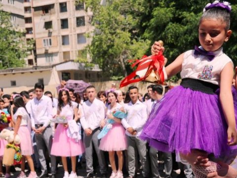 Bu gün 81 min şagird üçün “Son zəng” çalınır 