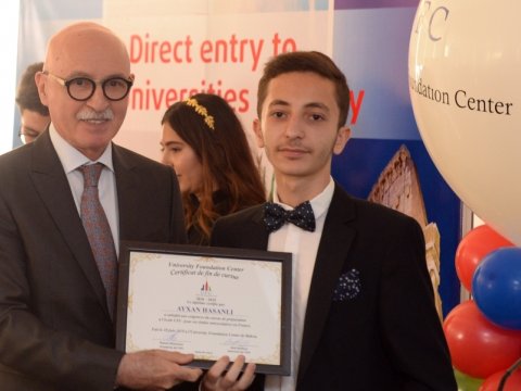 “University Foundation Center”də buraxılış gecəsi - VİDEO