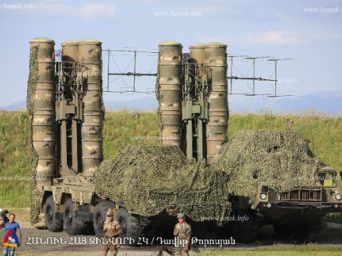 Ermənistan “İsgəndər” raketlərini nümayiş etdirdi