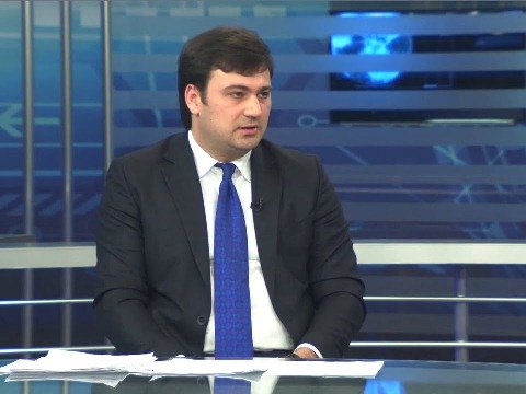 Banklar əhalidən əmanəti 12 faizlə götürür, krediti 25 faizlə verir - MÜSAHİBƏ 