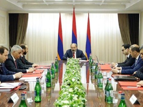Paşinyan Qarabağa görə Təhlükəsizlik Şurasının iclasını çağırdı