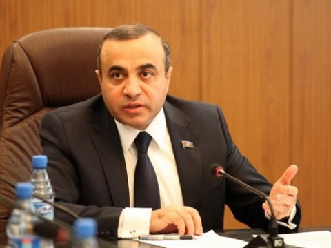 “Bizdən şantaj, böhtan yolu ilə layihə almaq olmaz” 