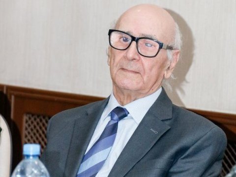 Keçmiş baş redaktor vəfat etdi  