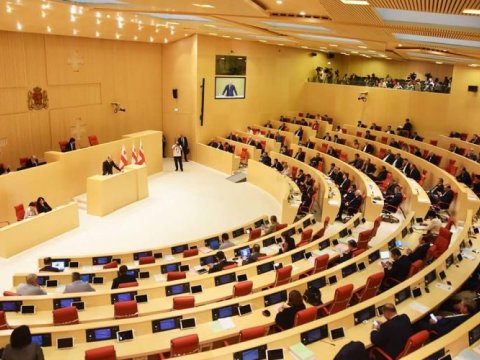 Deputatın toxunulmazlığı ləğv edilib - Parlament onun həbsinə razılıq verib
