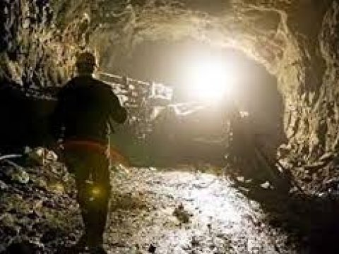 36 işçi torpaq altda qaldı