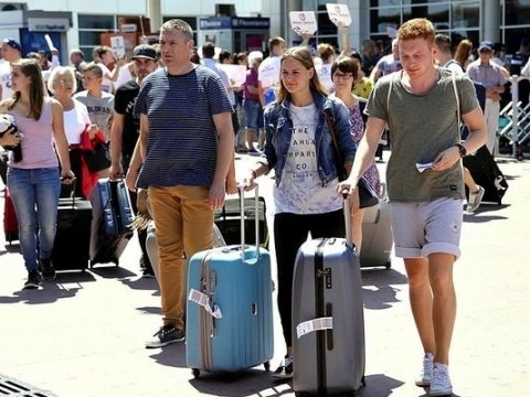 Qərbi Avropadan Azərbaycana gələn turistlərin sayı 2 dəfə artıb - STATİSTİKA