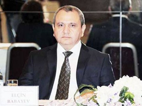 “Rektor Elçin Babayev hər daşın altına əlini qoyur...”  