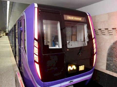 Bu gün Bakı metrosuna kondisioneri olan yeni vaqonlar buraxılır