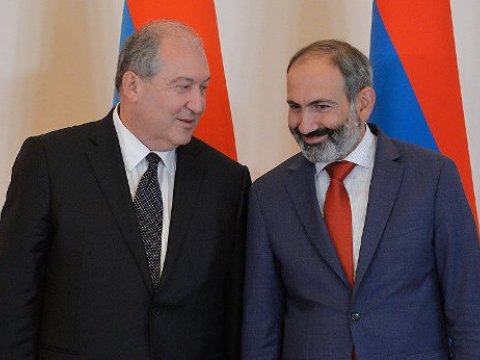 Paşinyan xalq arasında nüfuzunu itirir, prezident onu geridə qoydu - RƏQABƏT