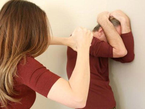 Dünyada arvadları tərəfindən döyülən, öldürülən kişilər – Dəhşətli STATİSTİKA