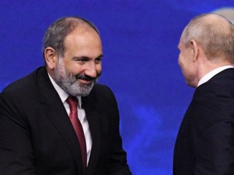 Paşinyan Vyetnamdan Putinə zəng etdi