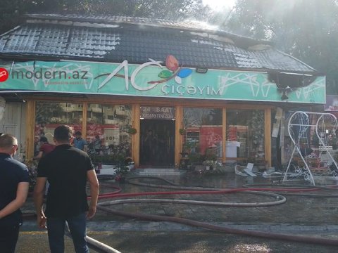 “Ağ çiçəyim” gül mağazasına OD DÜŞDÜ - YENİLƏNİB+FOTOLAR  