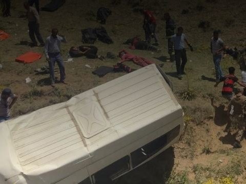 Türkiyədə miqrantları daşıyan avtobus AŞDI: 15 ölü, 27 yaralı - VİDEO