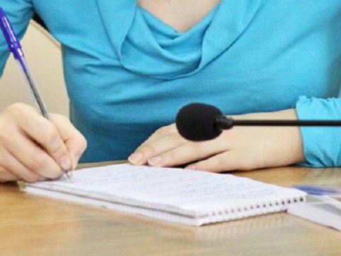 Jurnalist olmaq istəyən üçün qabiliyyət imtahanı keçirilib