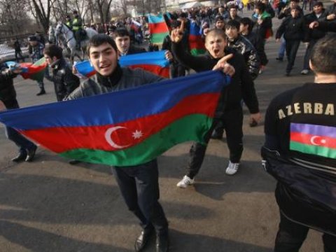 Rusiyada yaşayan azərbaycanlılar ana dilini tədricən unudur - PROBLEM