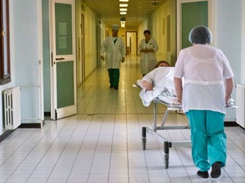 Toyda kütləvi zəhərlənənlərin sayı 89 nəfərə çatıb - Cinayət işi açıldı