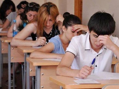 Ali məktəblərin boş yerlərinə 1359 nəfər yerləşdirildi - YENİLƏNİB 