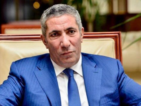 Siyavuş Novruzov Facebook-a gəldi: “Sosial mediada olmağa qərar verdim”