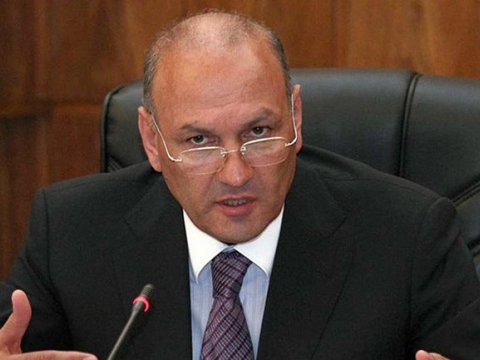 Ermənistanda keçmiş Komitə sədrinin evində axtarışlar başladı