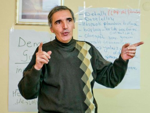 Media eksperti Zeynal Məmmədli hardadır...  