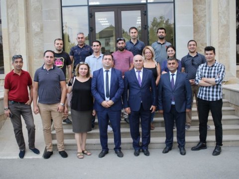 “Azərişıq”  jurnalistləri Tovuzun Ermənistanla sərhəd kəndlərinə apardı