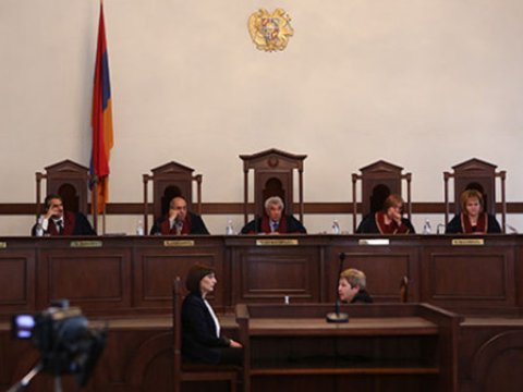 Konstitusiya Məhkəməsi Koçaryanın taleyinə aydınlıq gətirdi