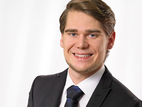 Rəsmi Bakını hiddətləndirən “prezident” qorxub vitse-spikerə məktub yazdı