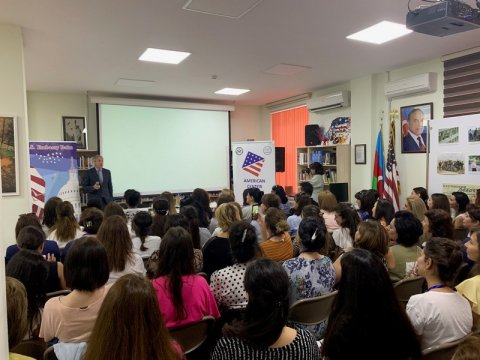 Bakıda “İngilis Dili Həftəsi” başlayıb