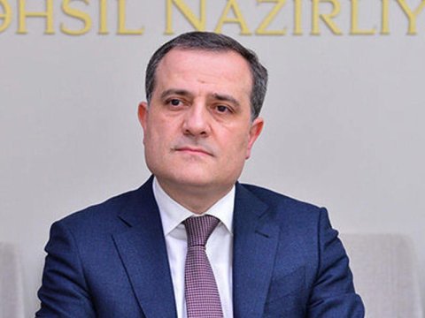 Təhsil naziri: “5 mindən çox müəllimin maaşı 1000 manatı ötüb” - YENİLƏNİB