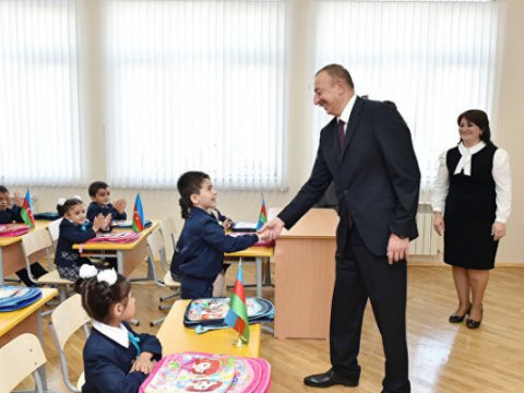 İlham Əliyev Bilik Günü münasibətilə \