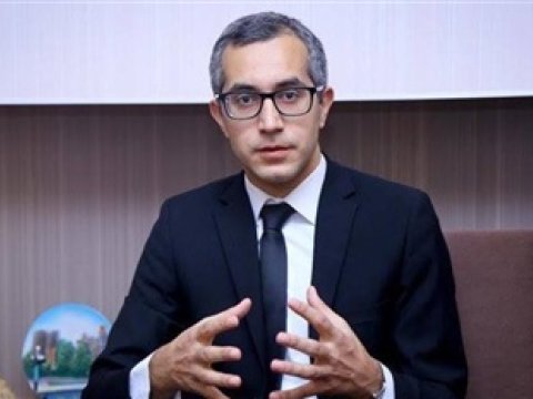 Təhsil ekspertindən TƏKLİF: Məktəblilər gediş haqqından azad olunsun