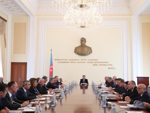 Nazirlər Kabinetində büdcə müzakirələri