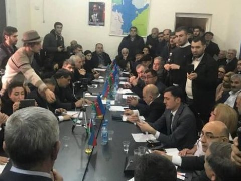 Azərbaycan Xalq Hərəkatının qurultayı gecikir - SƏBƏB