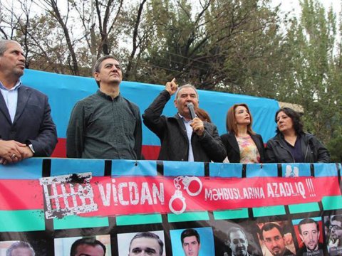 Milli Şura Bakı Meriyası ilə razılaşmadı - Mitinq TƏXİRƏ SALINDI  