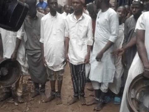 500 kişi “işgəncə evi”ndən xilas edildi: zəncirə vurulmuşdular