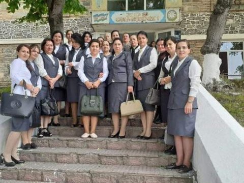 Müəllimlər vahid geyim formasına keçiblər