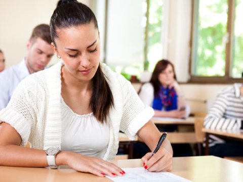 Dövlət İmtahan Mərkəzi 1298 tələbəni ödənişli təhsildən ödənişsizə keçirdi  