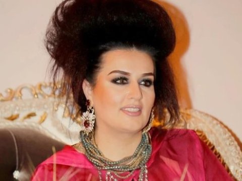 “Son şeirimə görə təhqir olundum” - Elza Seyidcahan: “Ərsiz arvadlar ağrıyır”