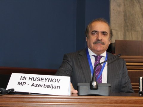 Rəfael Hüseynov: “12-ci əsrdə Azərbaycanda 1000 sinaqoq vardı”