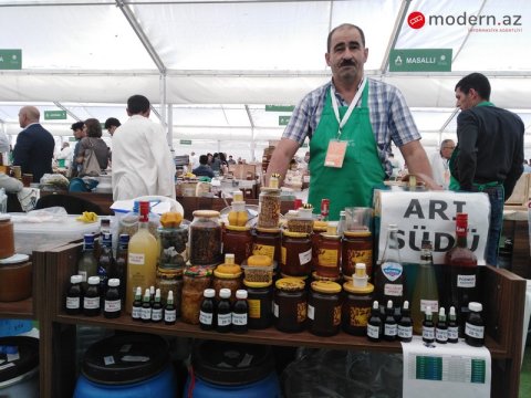 Bal verən çiçəyi arı tanıyar, təmiz bal isə arıçıdan soruşular – Bal yarmarkasından REPORTAJ  