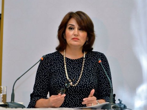 Təhsil nazirinin müavini: “4000-dən çox şagird sinifdə saxlanılıb”   